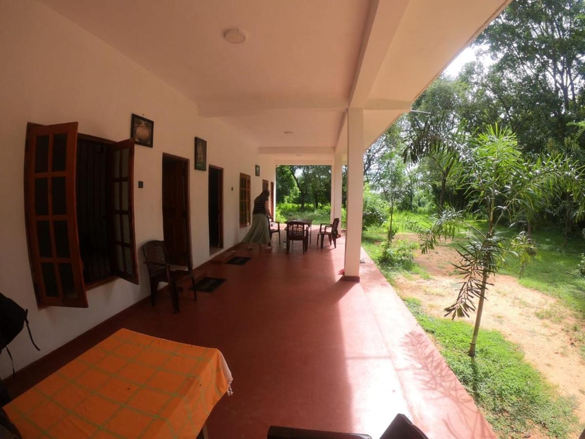 Punkalasa Tourist Lodge Anuradhapura Exterior foto