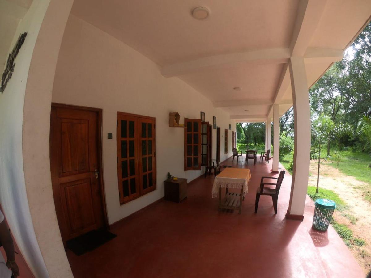 Punkalasa Tourist Lodge Anuradhapura Exterior foto